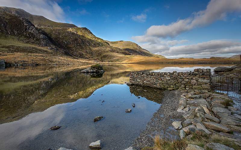 Lyn Idwal - Snowdonia_Roger Hance.jpg - 2018 Exhibition - Landscape